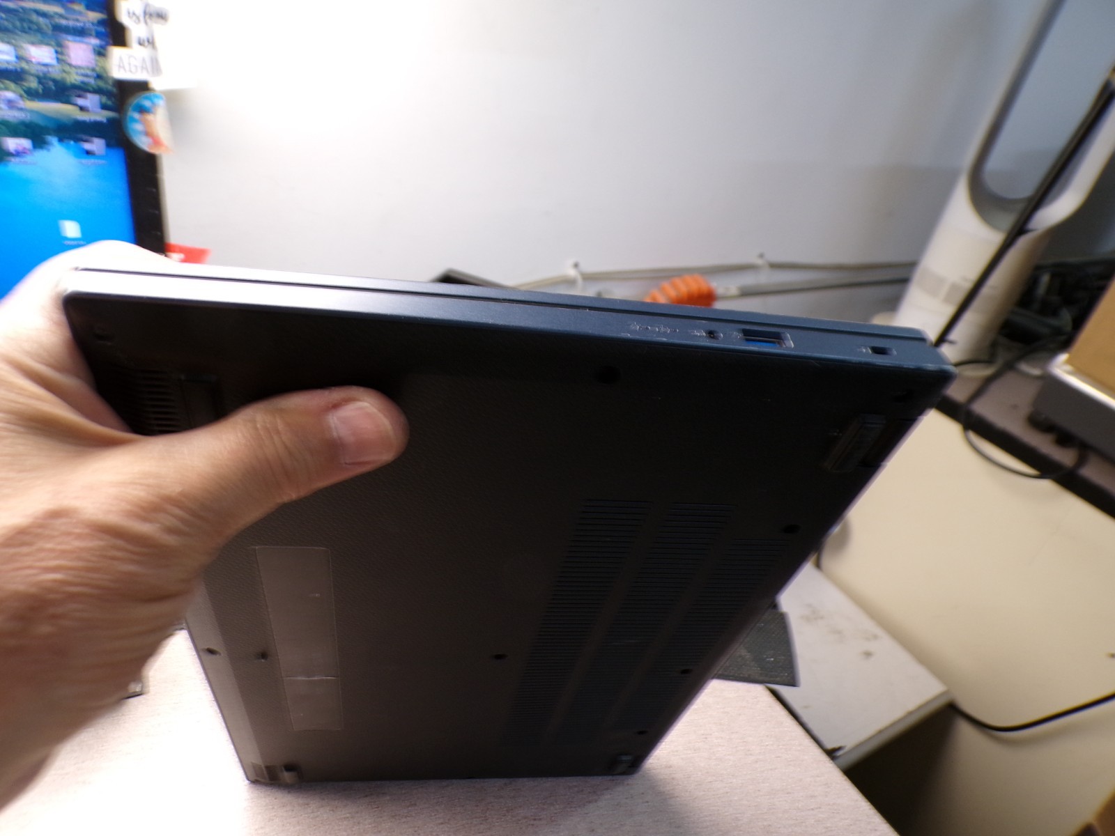 Acer Aspire 3 A315-24PT AMD Ryzen 5-7520U@2.80GHz 8GBLaptop #2378