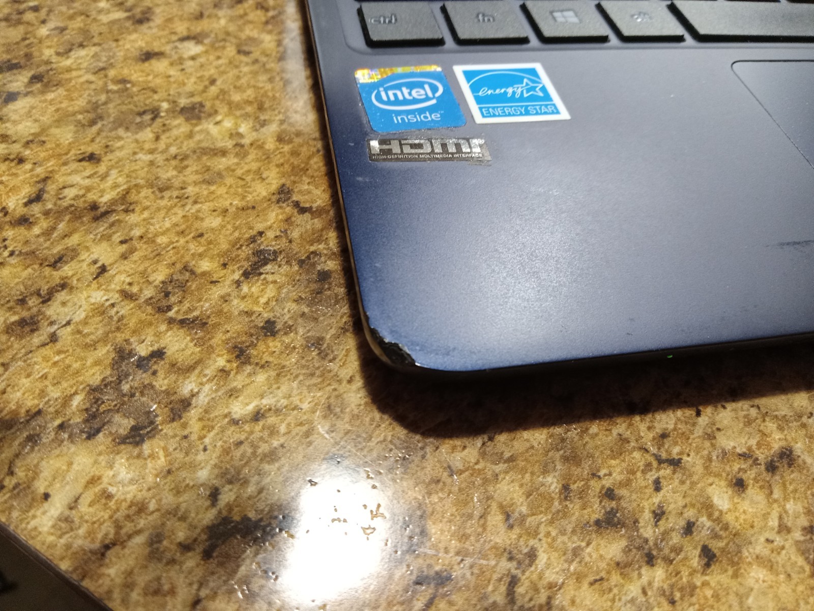 ASUS X205TA 11.6 inch, Intel Atom Z3735F, 2GB RAM / 32GB eMMC SSD / No battery