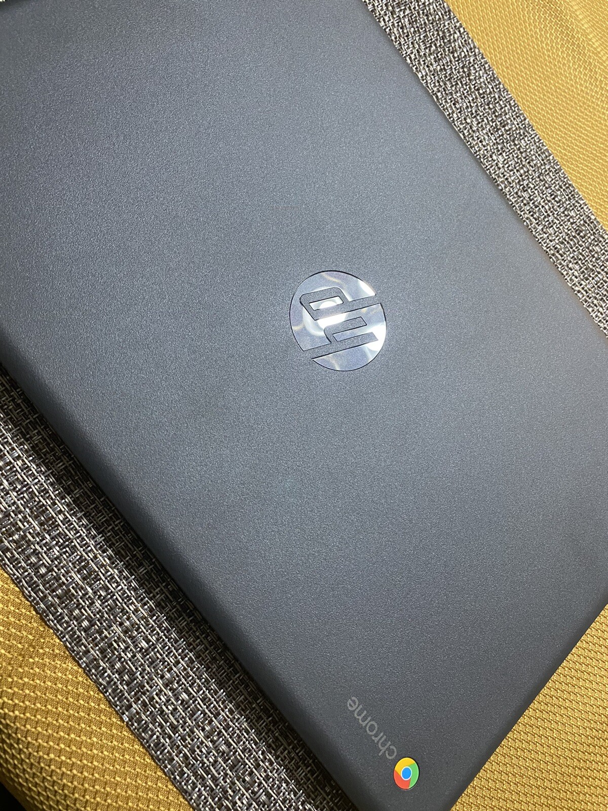 HP Chromebook 14-db0060nr 14 inch Touchscreen NEW – Without Box