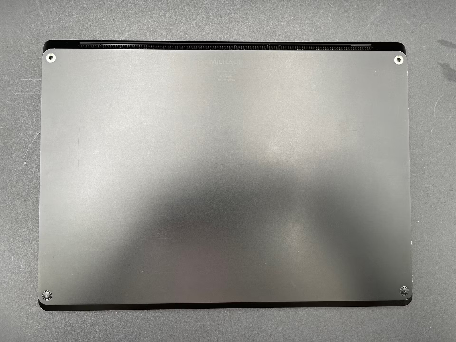 Microsoft Surface Laptop 5 Used 13.5″ (i7-1265U-16GB-255GB NVMe)