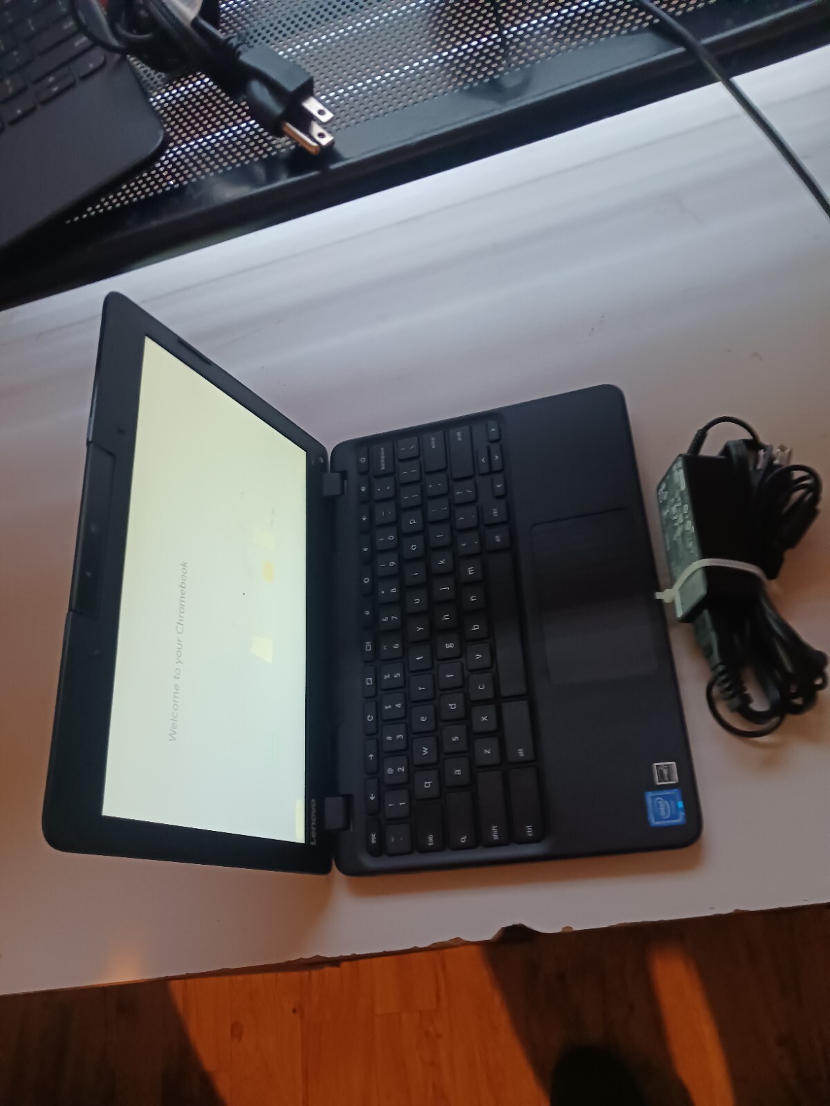 Lenovo N23 Chromebook 11.6″ ( 16GB SSD, Intel Celeron N3060, 1.60 GHz, 4GB)…