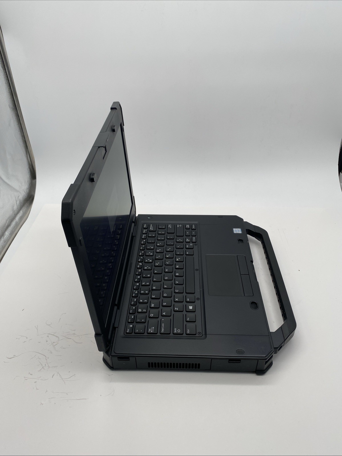 Dell Latitude 5424 Rugged Intel Core i5-8350U 1.7GHz 8GB RAM NO SSD Touchscreen