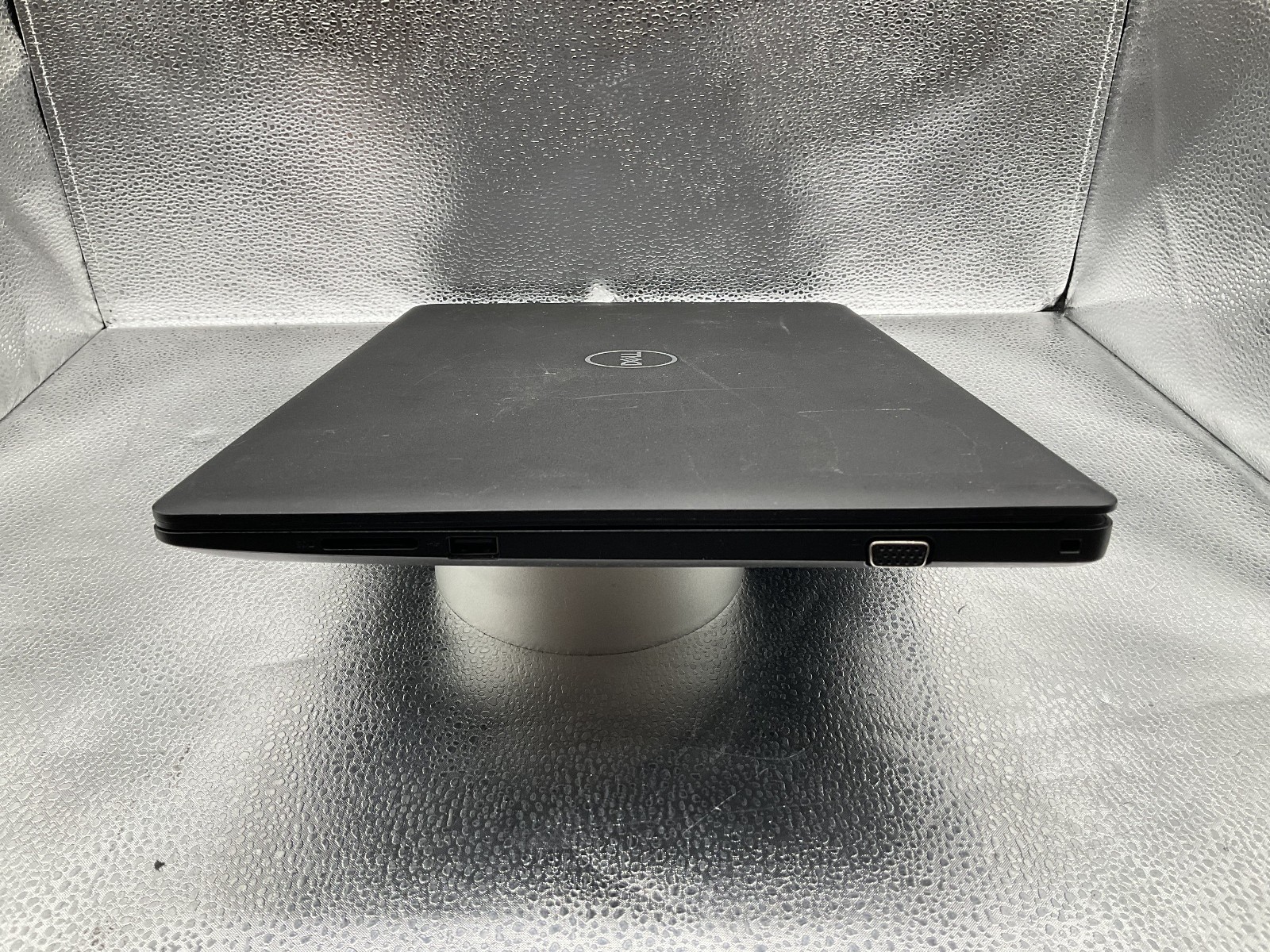 Dell Latitude 3590 14″ Laptop i3-7020U@2.30GHz 12GB RAM, 500GB SSD