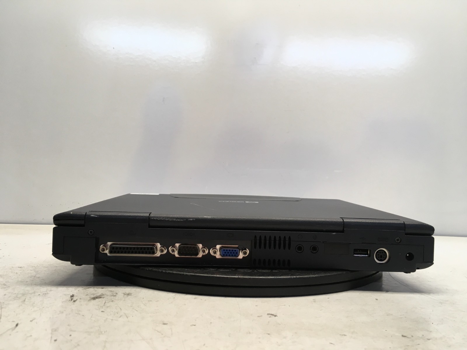 Vintage HP Pavilion Intel Pentium III 600MHz 127 MB NO HDD/Battery