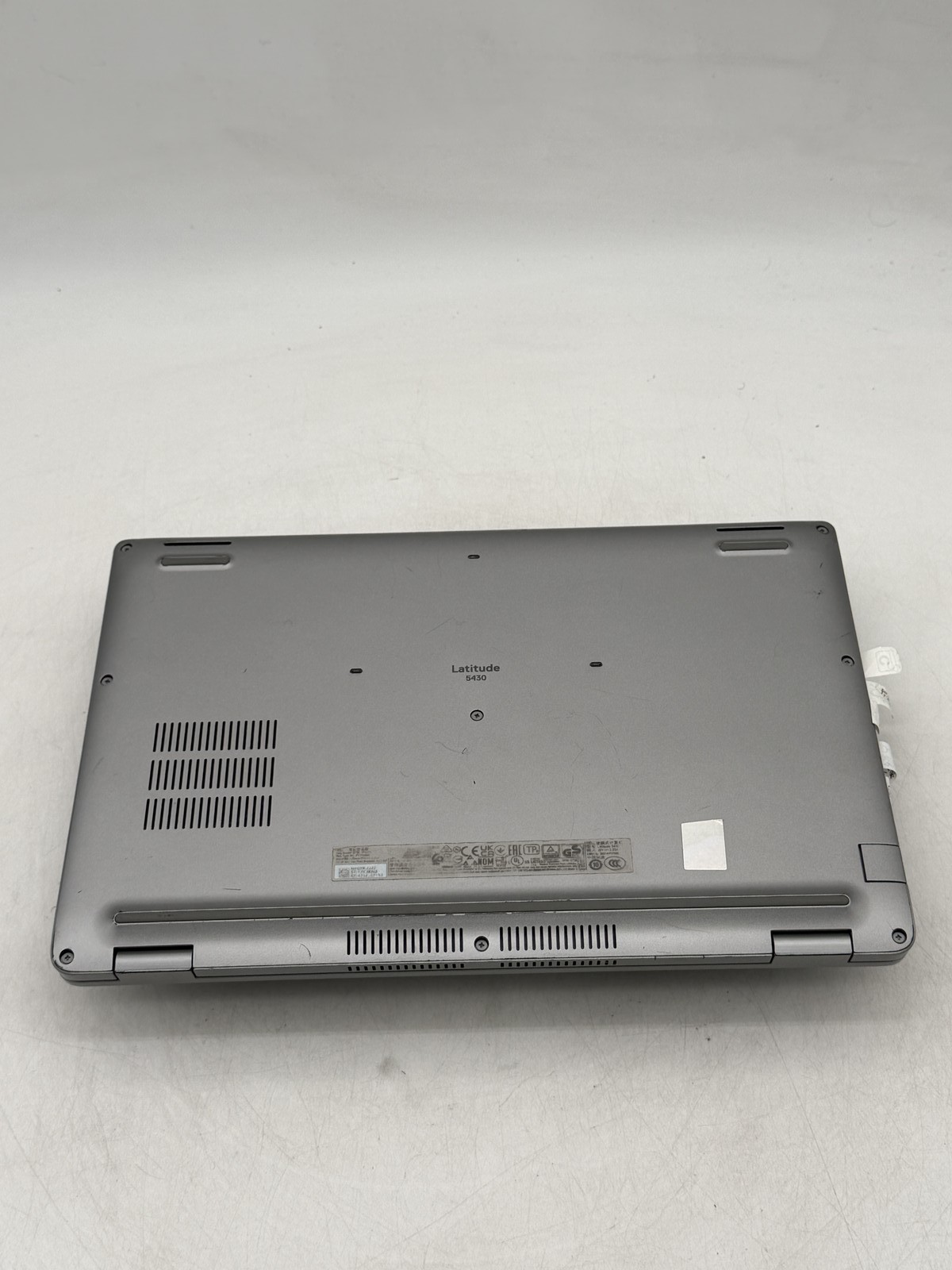 Dell Latitude (5430) |14″| i5-1235U 8GB 256GB NO OS Read