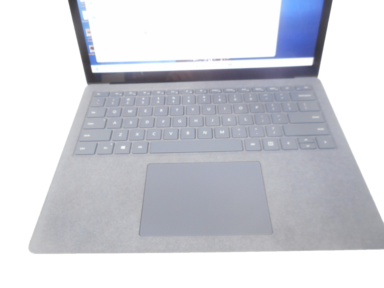 Microsoft Surface Laptop 4 1950 13.5″ | 2.40GHz i5-1135G7 | 8GB | 512GB SSD