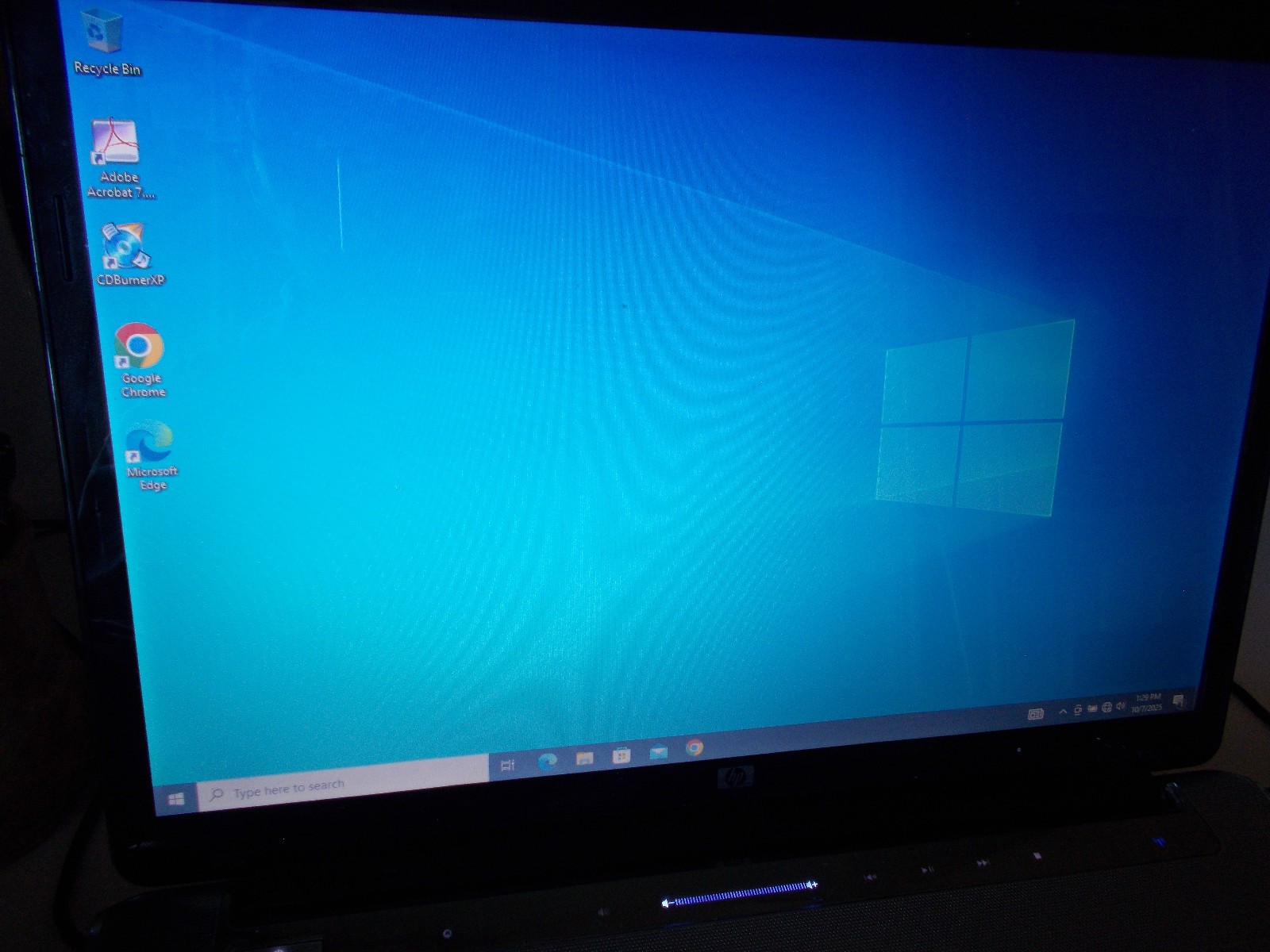 HP Pavilion 17-in. laptop FF216URA With Power Cord & Mouse Working- Bad Battery