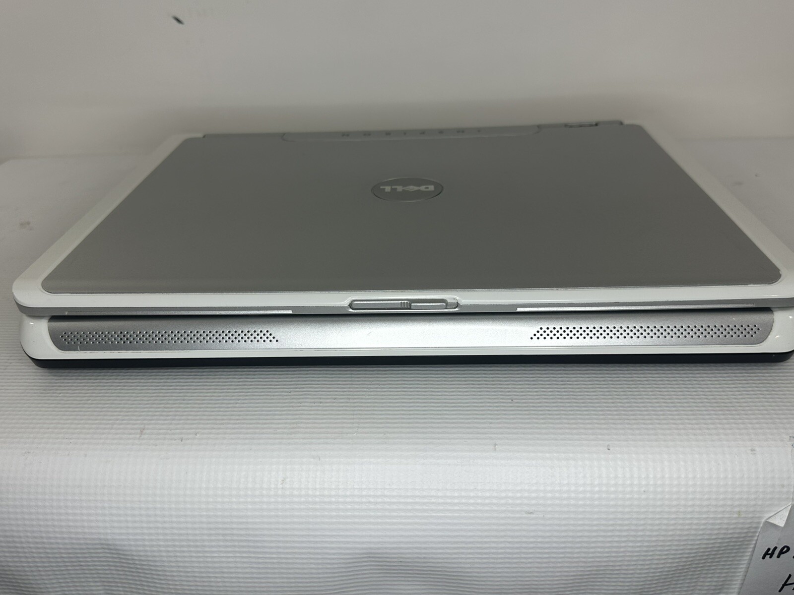 Dell Inspiron Laptop 1501 AMD ATHLON 64×2 2GB RAM 120GB HDD For Parts Repair