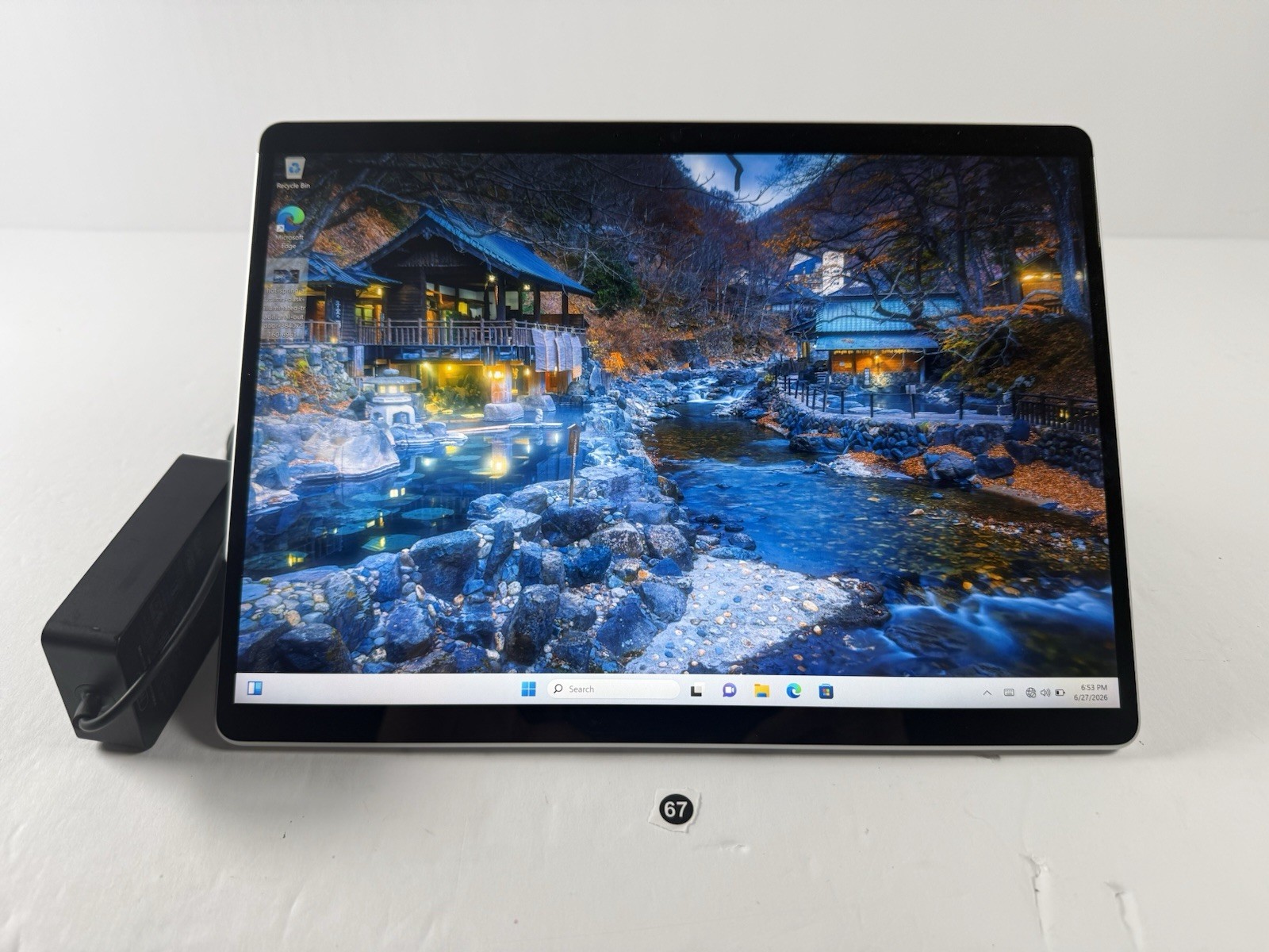 Microsoft Surface Pro 8 (1982) i5-1145G7 – 16GB RAM – 256GB 120Hz – Win 11 Pro
