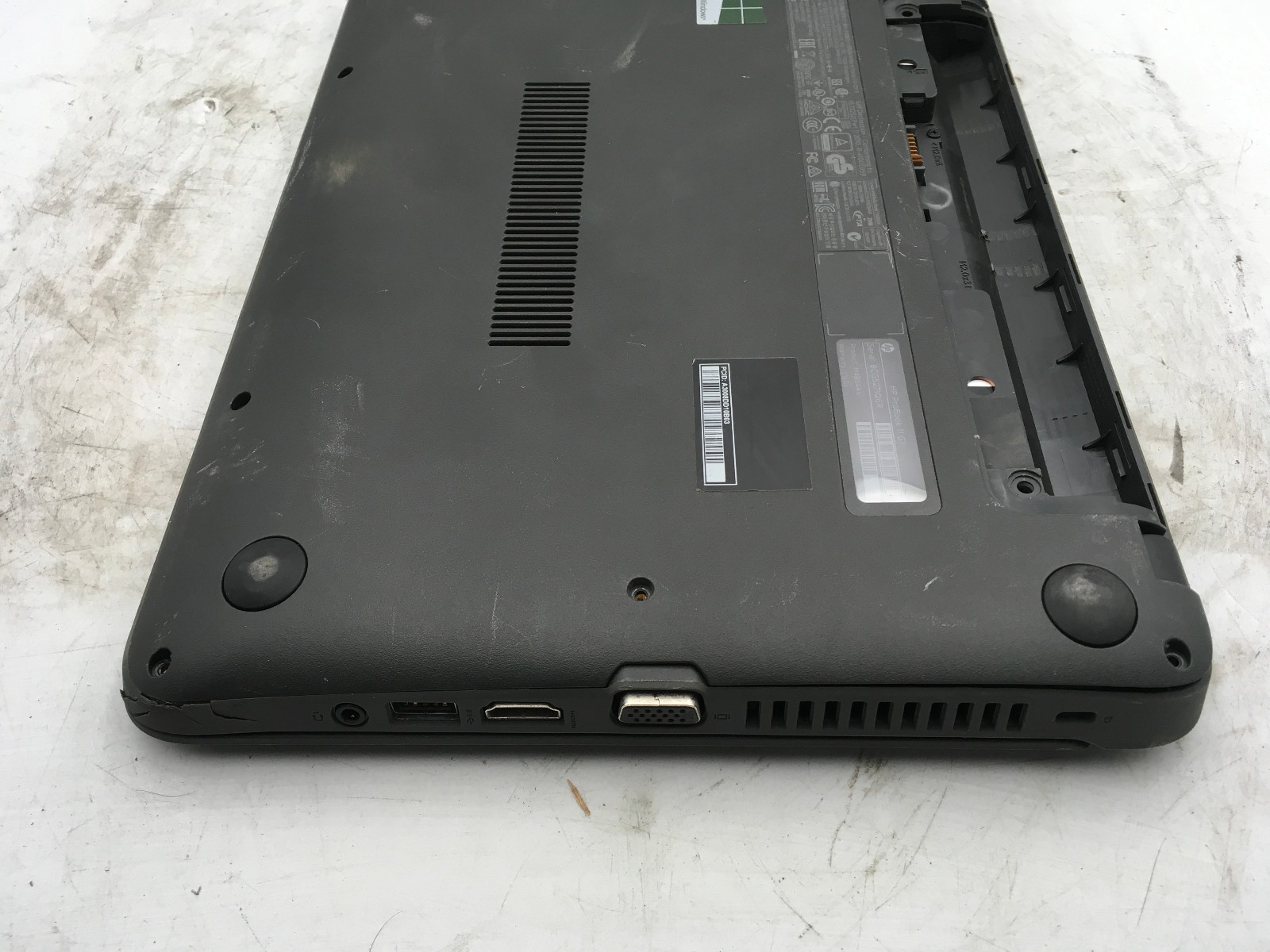 HP PROBOOK 11 G1 – FOR PARTS/NO LCD – INTEL PENTIUM 4405U – NO RAM – READ – BB