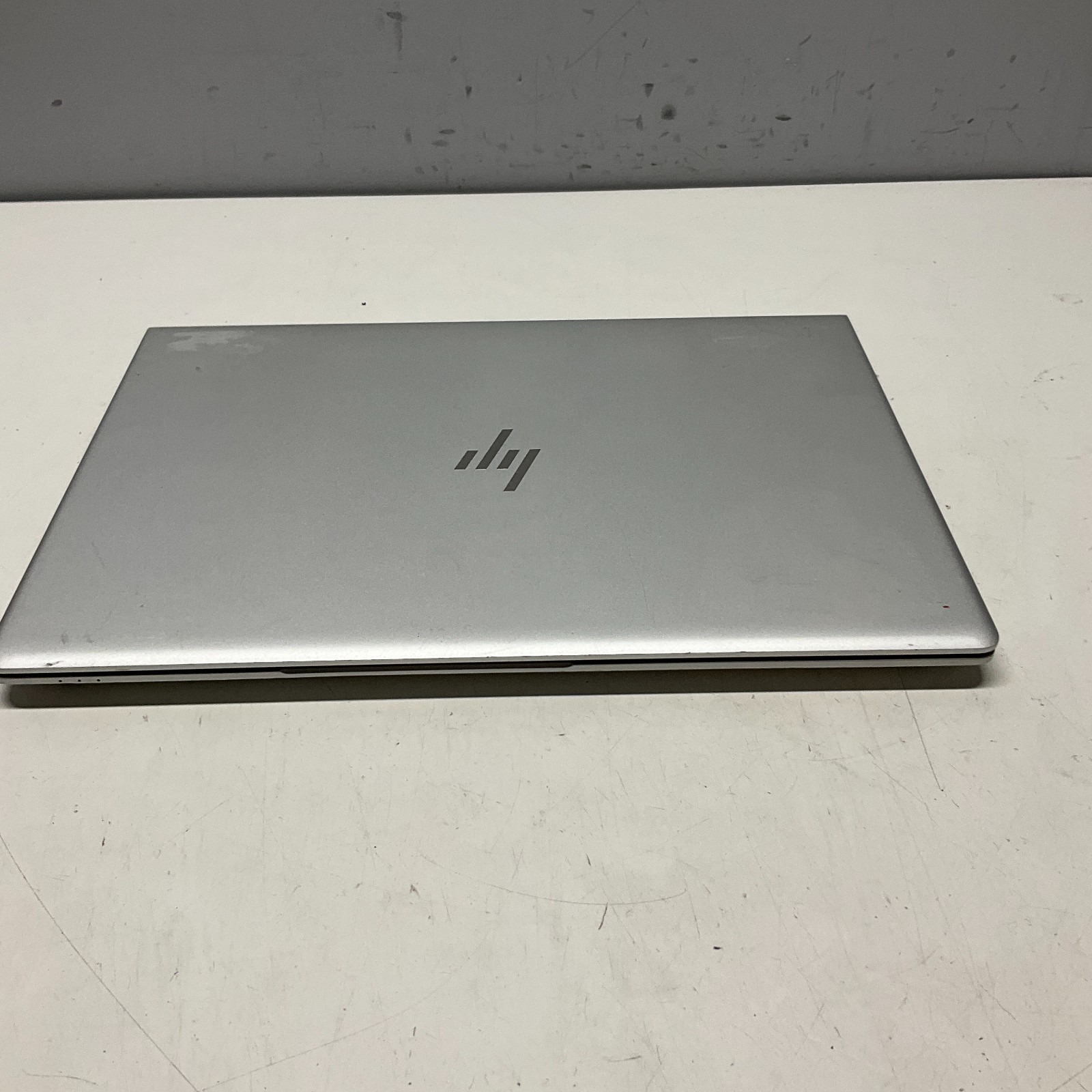 HP EliteBook 840 G5 14″ Laptop i5 7th Gen 256GB SSD 8GB RAM Windows 10 Pro NICE