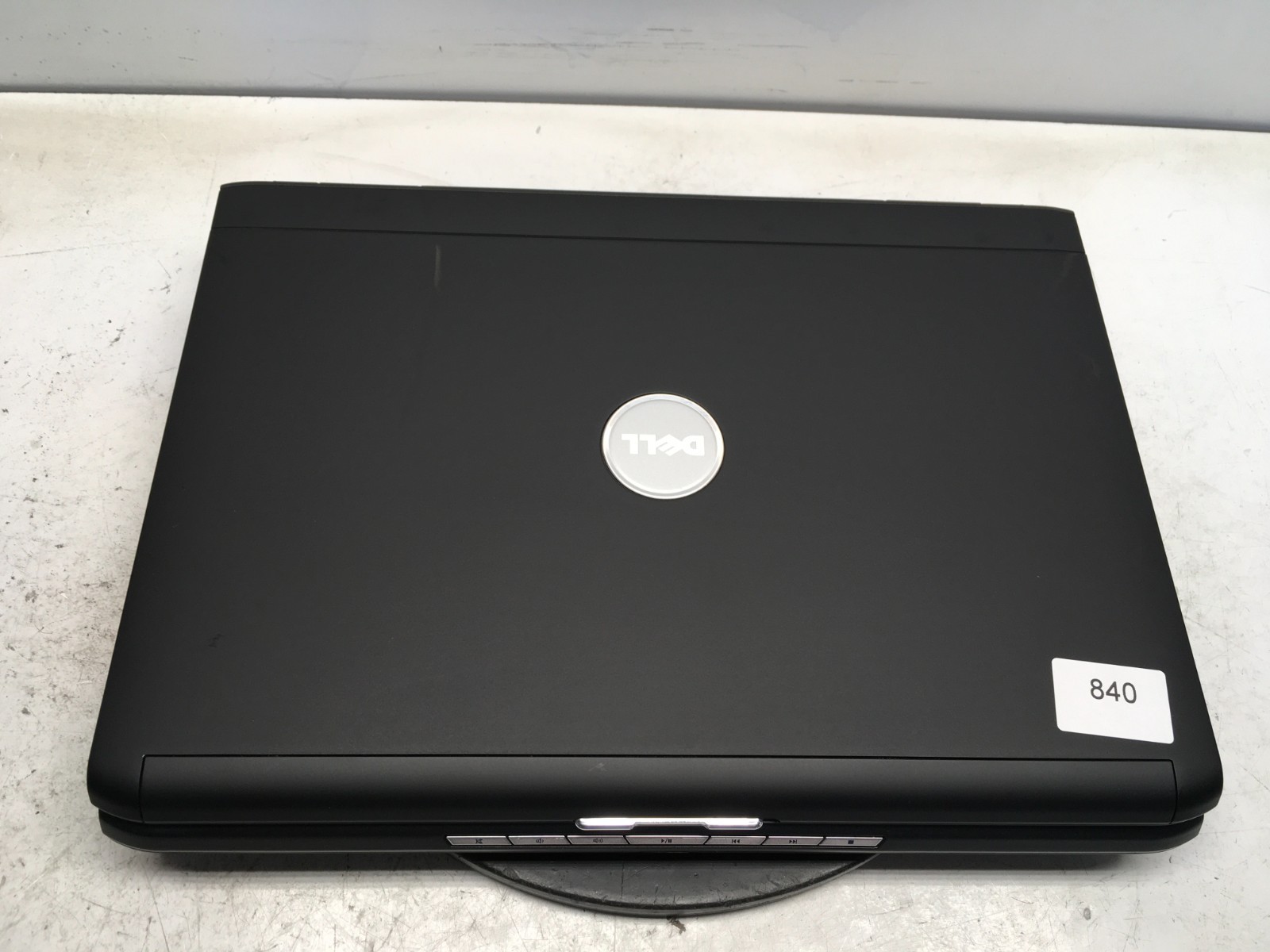 Dell Vostro 1500 Intel Core 2 Duo 06FD 1.4GHz 2 GB NO HDD/Battery Dim Screen
