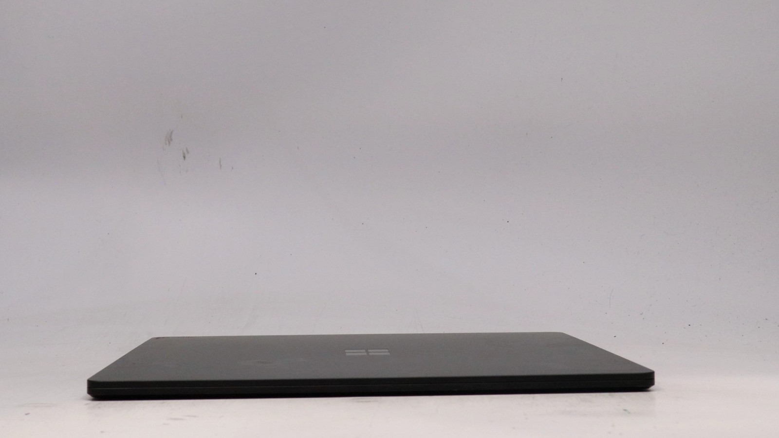 Microsoft corporation Surface Laptop 5 13″ i7-1265u 32GB 1TB – Good READ DESC
