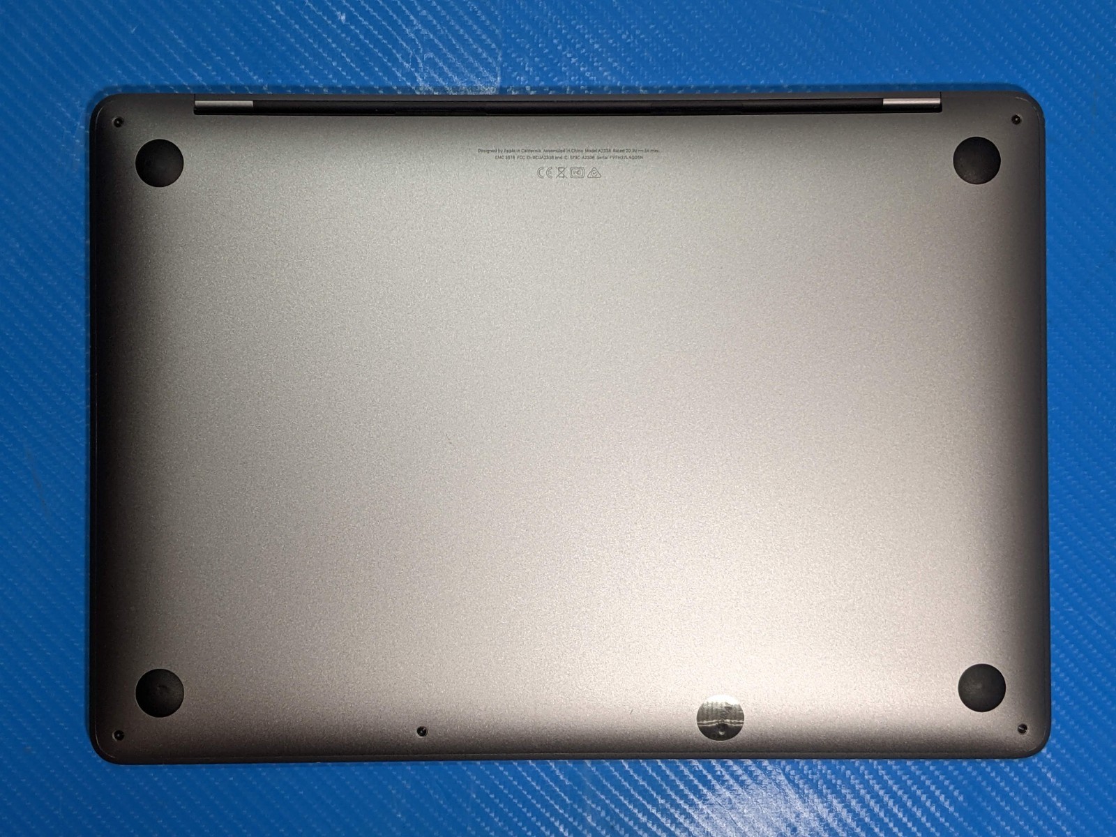 Apple MacBook Pro A2338 (2020) 13.3″ M1 8CPU/8GPU 3.2GHz 16GB 1TB MYDA2LL/A +PA