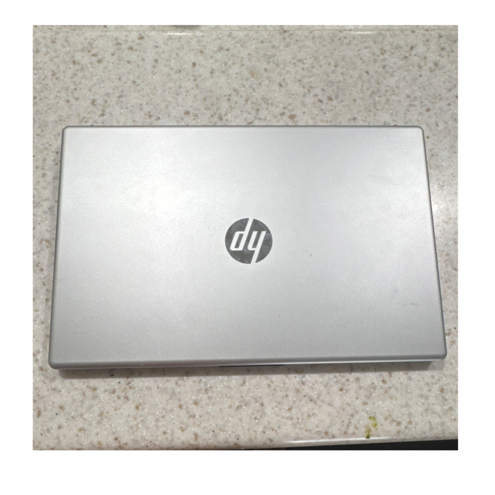 HP 15-fc8146dx 15.6″ Silver Laptop AMD Ryzen Radeon Wi-Fi Webcam USB HDMI