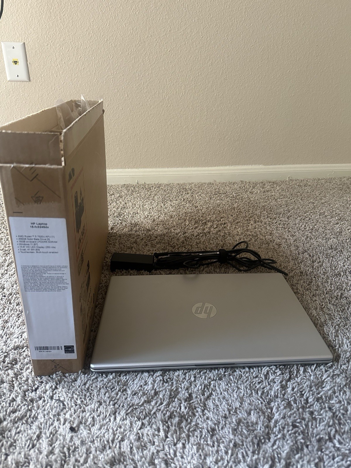 HP 15-FC0245DX Laptop 15.6″ Ryzen 5 7520U 2.8GHz, 16GB RAM, 256GB HDD
