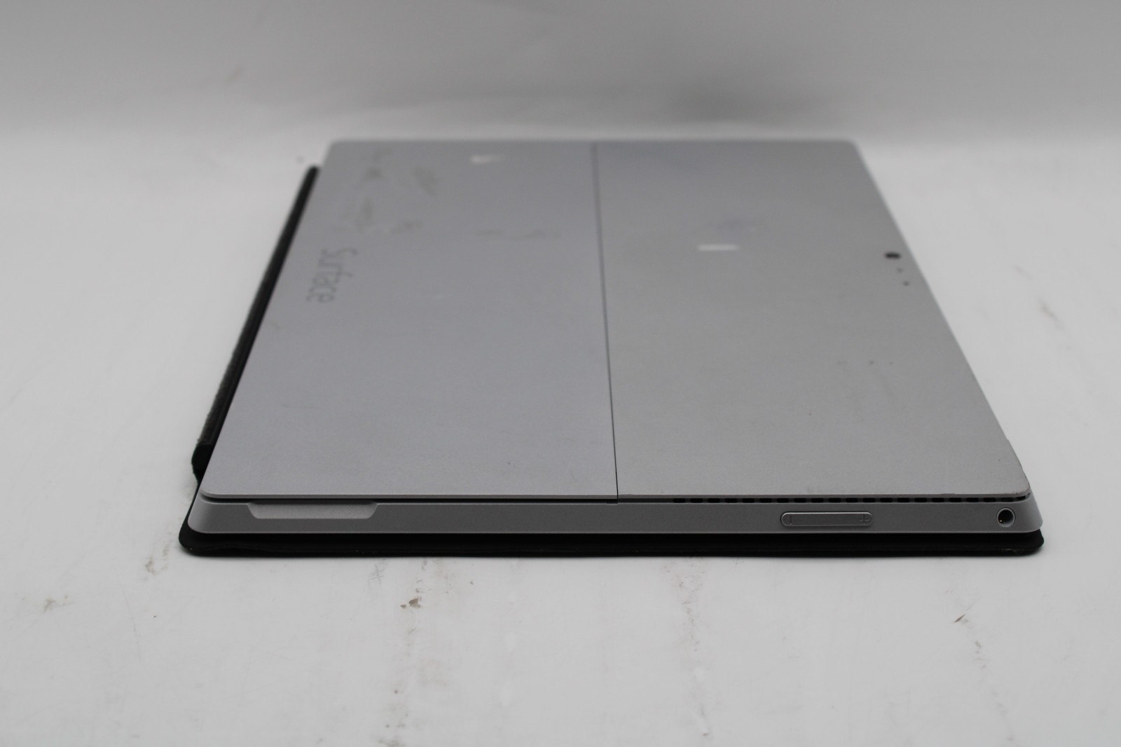 Microsoft Surface Pro 3 i7-4650U @ 1.7 GHz 8GB RAM 256GB SSD No OS