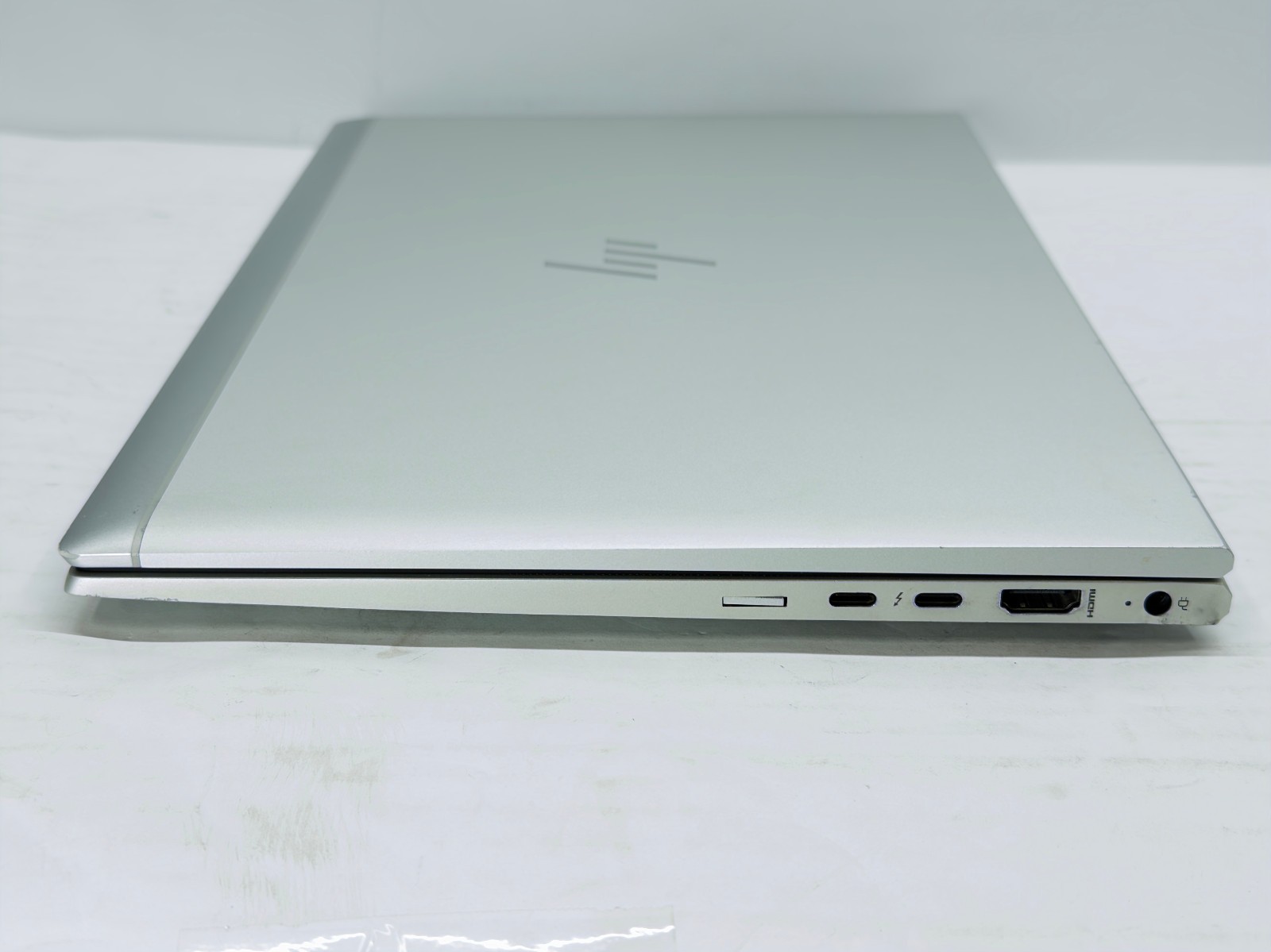 HP EliteBook 840 G7 i7-10510U 4c 8t NO RAM OR STORAGE CRACKED DISPLAY