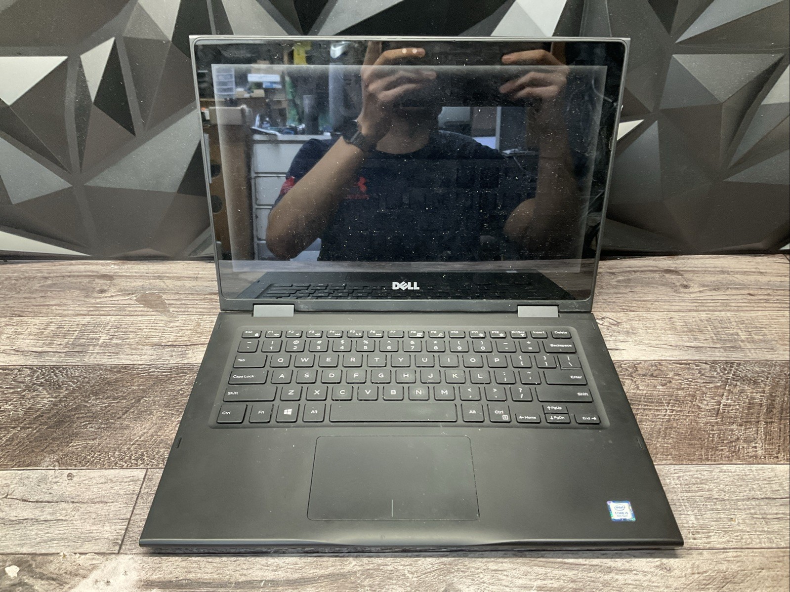 Latitude 3390 2-in-1 / i5 8th / No RAM Laptop Notebook PC / C20