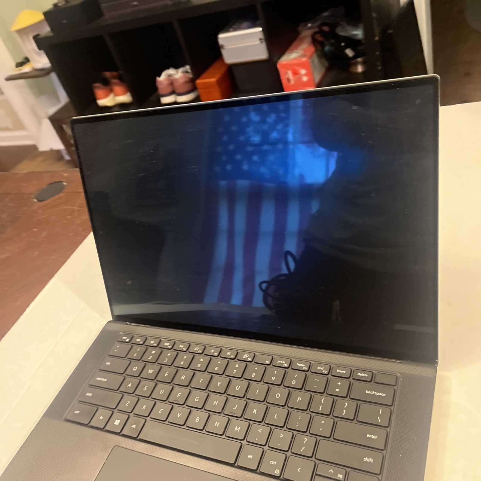 Dell XPS 15 9510 16″ Core i7-11800H 2.3GHz 8GB RAM 512GB SSD RTX3050