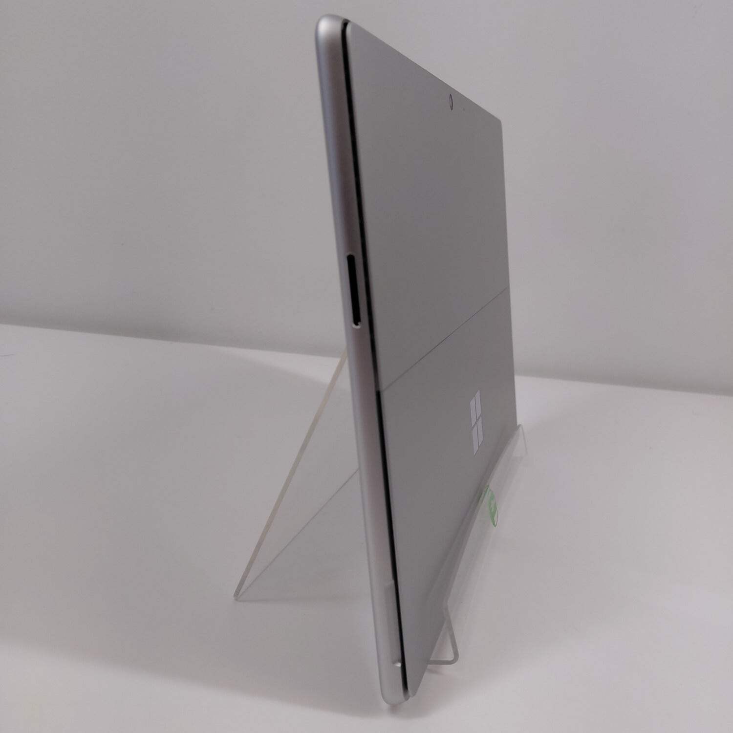 Microsoft Surface Pro 11 2103 13″ Core Ultra 5 236V 2.1GHz 16GB RAM 256GB SSD