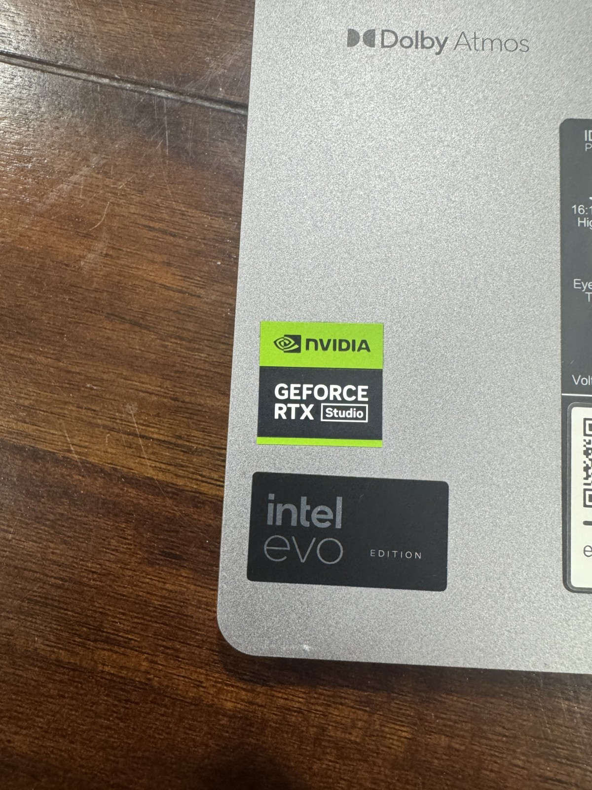 Lenovo IdeaPad Pro 5i 16″ Touchscreen Intel Evo Laptop – Intel 9, 83D4001HUS