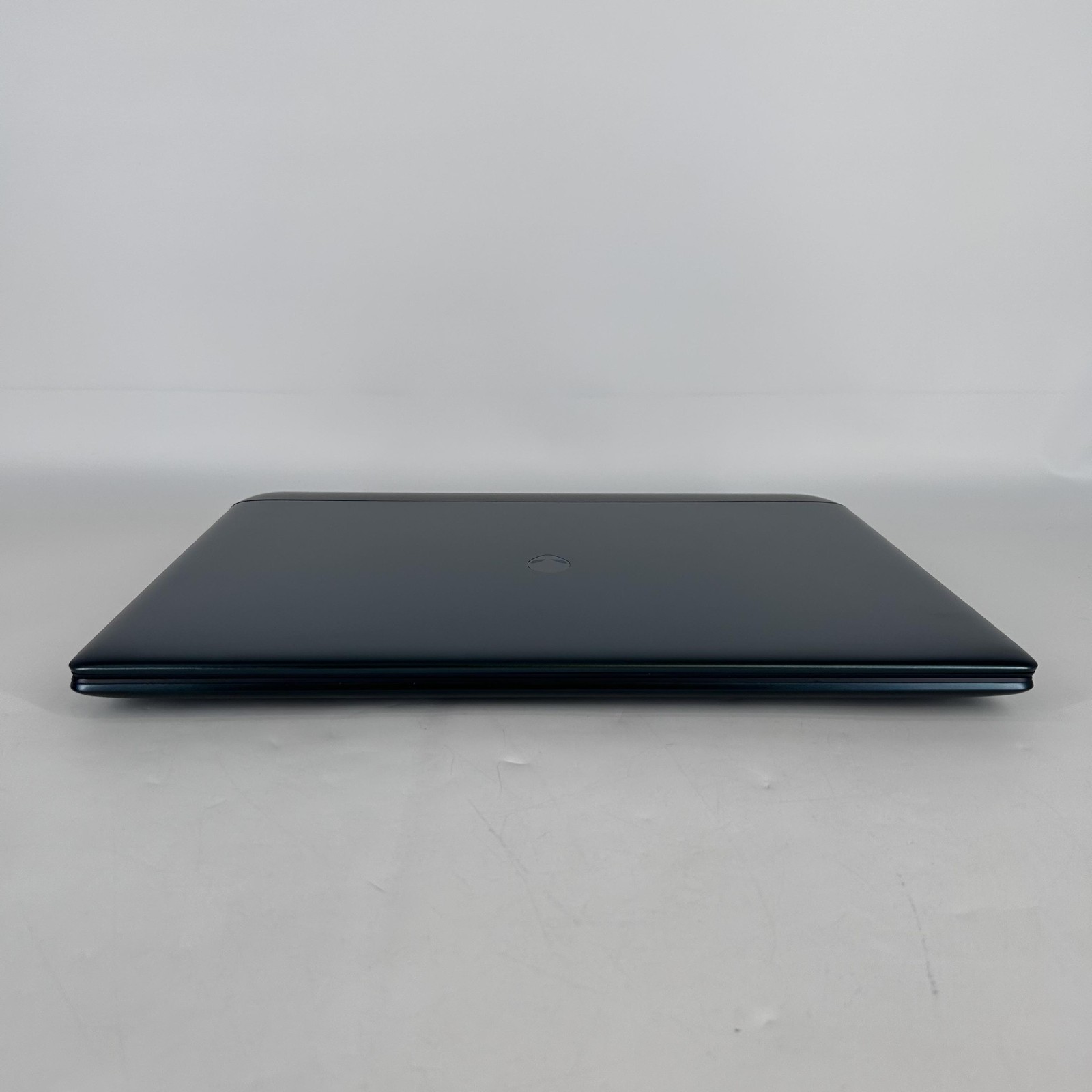 Dell Alienware 18 Area-51 144Hz QHD+ 2.7GHz Ultra 9 275HX 64GB 2TB RTX 5090 Good