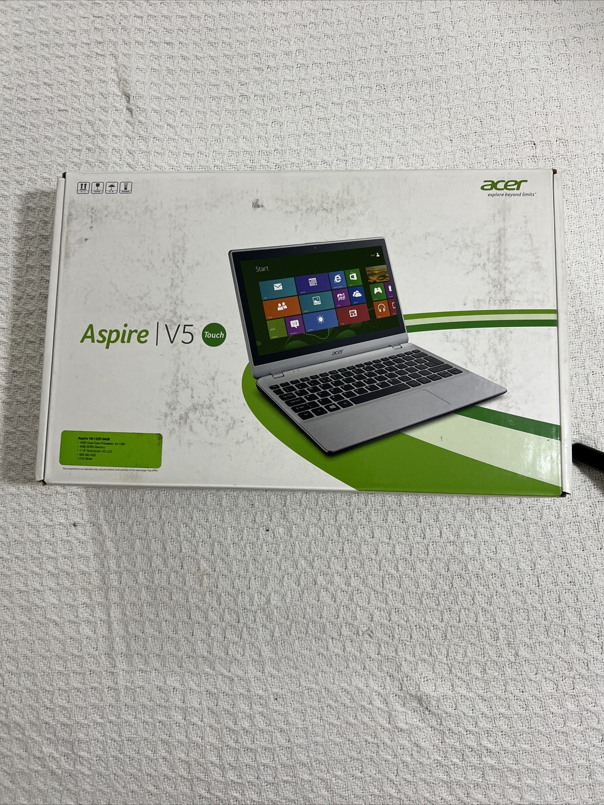 Acer V5-122P 0408 TOUCH 11.6″AMD A4-1250 4GB RAM, 500 GB HD Window8 HDMI Webcam