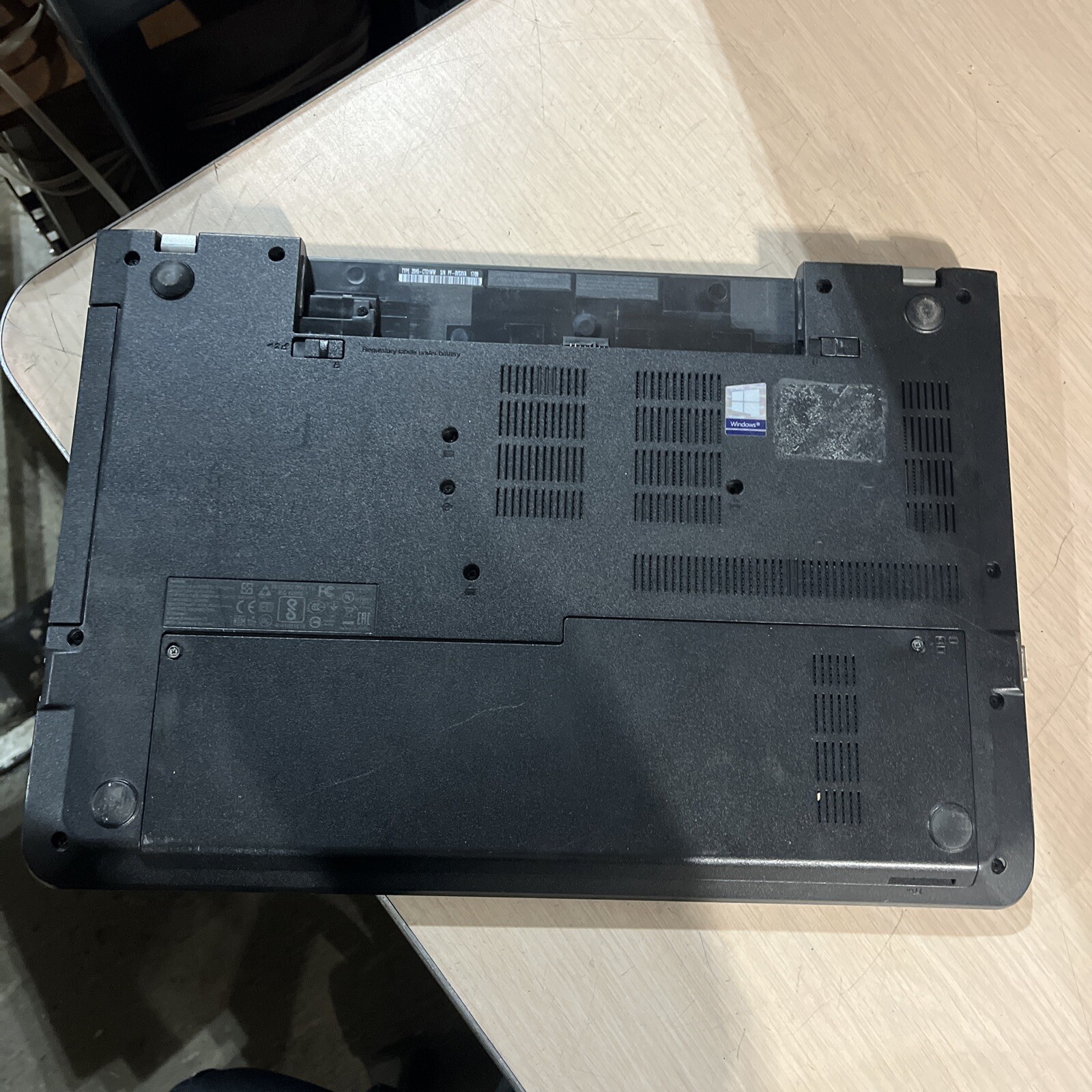 THINKPAD LENOVO E570 INTEL CORE I5 7TH GEN 8GB RAM NO HD ,