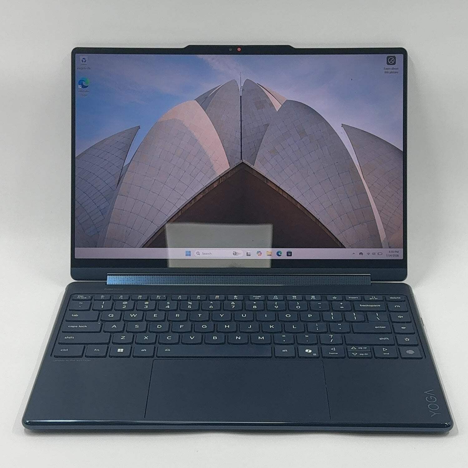 Lenovo YOGA 9 2-in-1 14ILL10 14″ Core Ultra 7 258V 2.2GHz 32GB RAM 1TB SSD