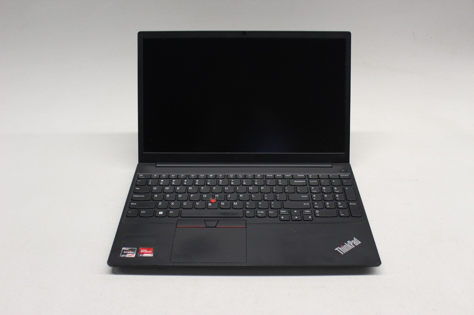 Lenovo Thinkpad E15 G4 AMD Ryzen 5 5625U 256 NvME 16GB DDR4 Win11home * See Desc