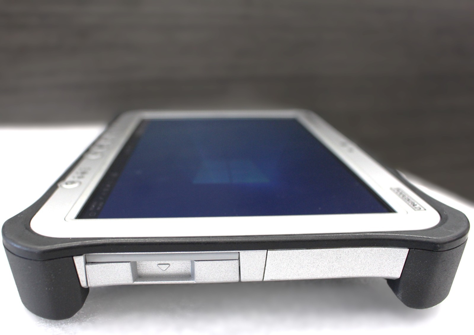 Panasonic Toughbook FZ-G1 MK4 Core I5-6300U 8GB 256GB, GPS, 4G, Standard Battery