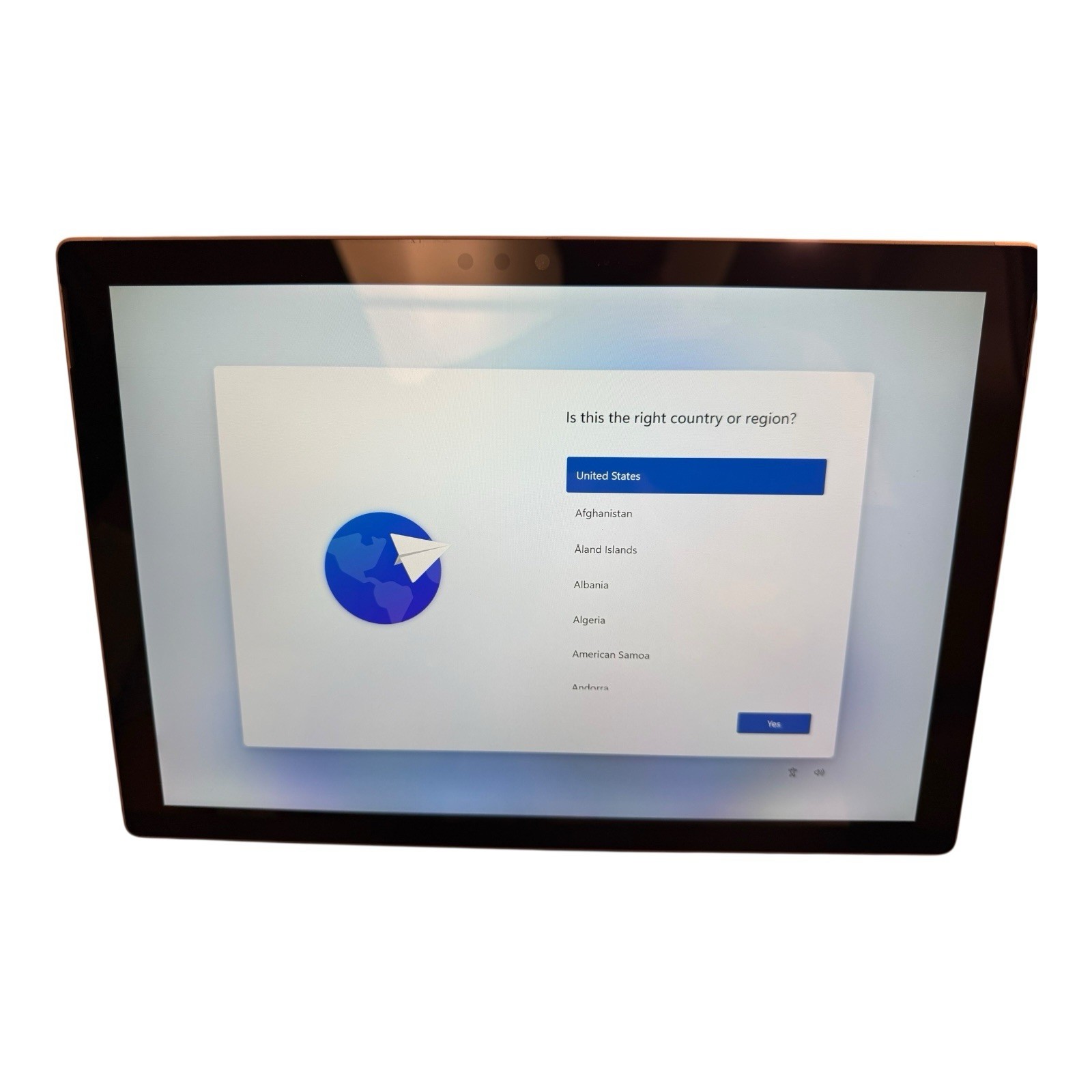 Microsoft Surface Pro 6 1796 Core i5-8350U 1.70GHz 8GB 128GB Windows 11 Pro