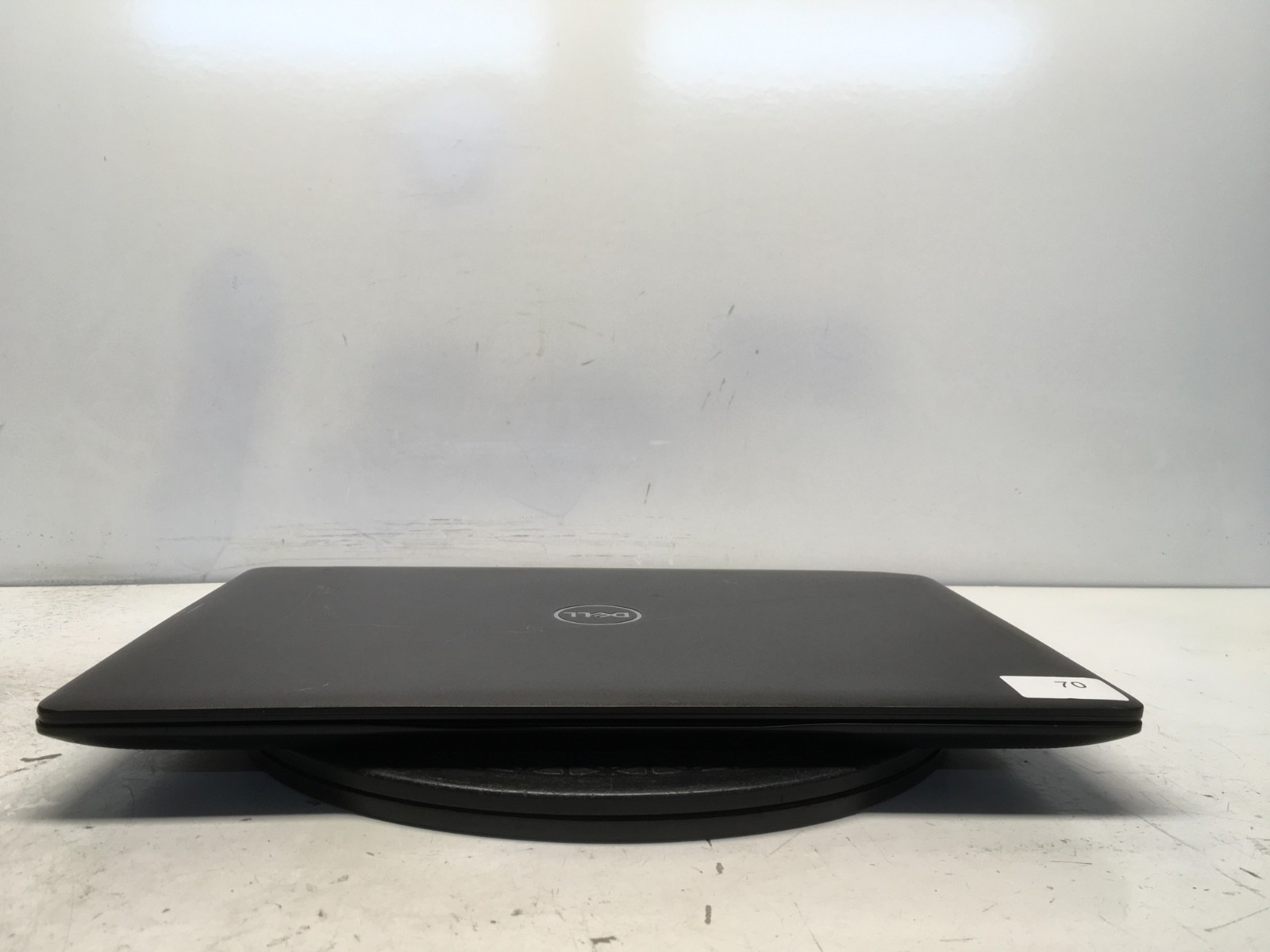 Dell Latitude 3590 Intel i3-7020U 2.3GHz 4 GB NO HDD No Batt
