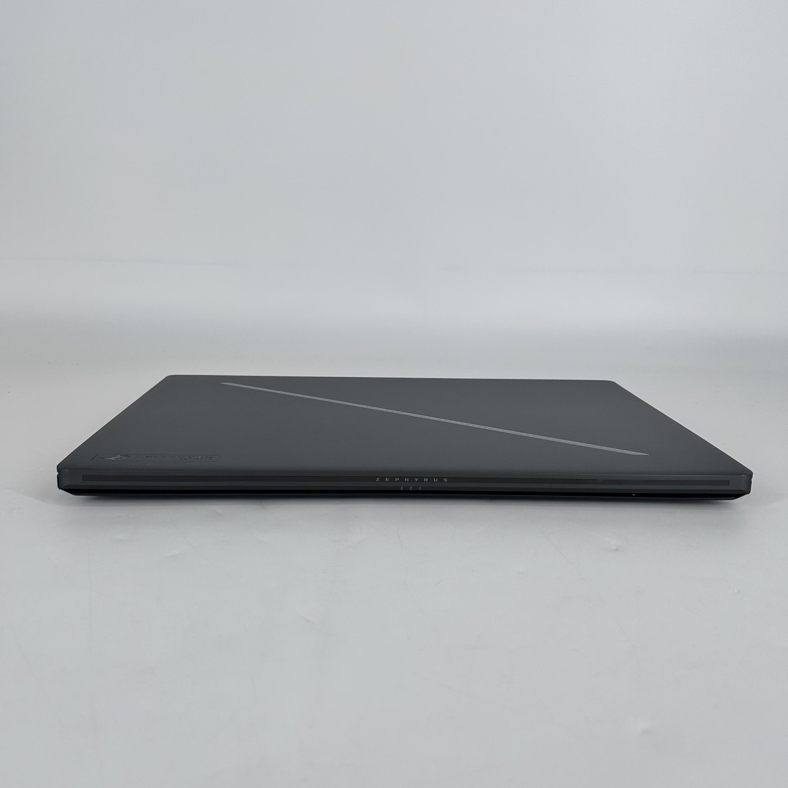 Asus ROG Zephyrus G16 GU605 16 QHD+ 2.9 GHz Ultra 9 285H 32GB 2TB SSD RTX 5080