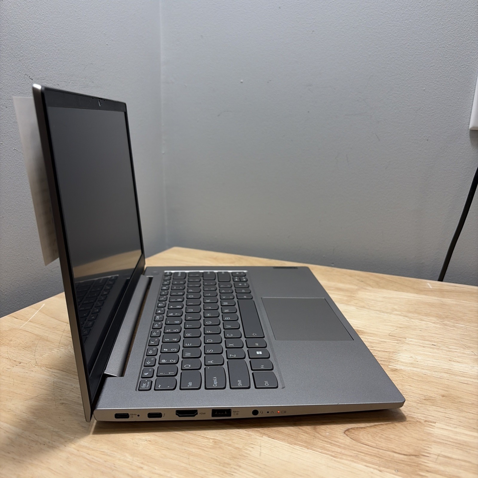 Lenovo ThinkBook 15 G4 IAP Core i7 1255U 1.7GHZ 8GB, 512GB, WC, WiFi W11 Cord