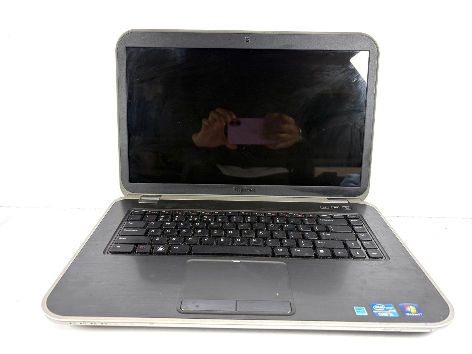 FOR PARTS: Dell Inspiron 5520 – 15.6″ HD, 2.5GHz i5, 8GB RAM, 1TB HDD
