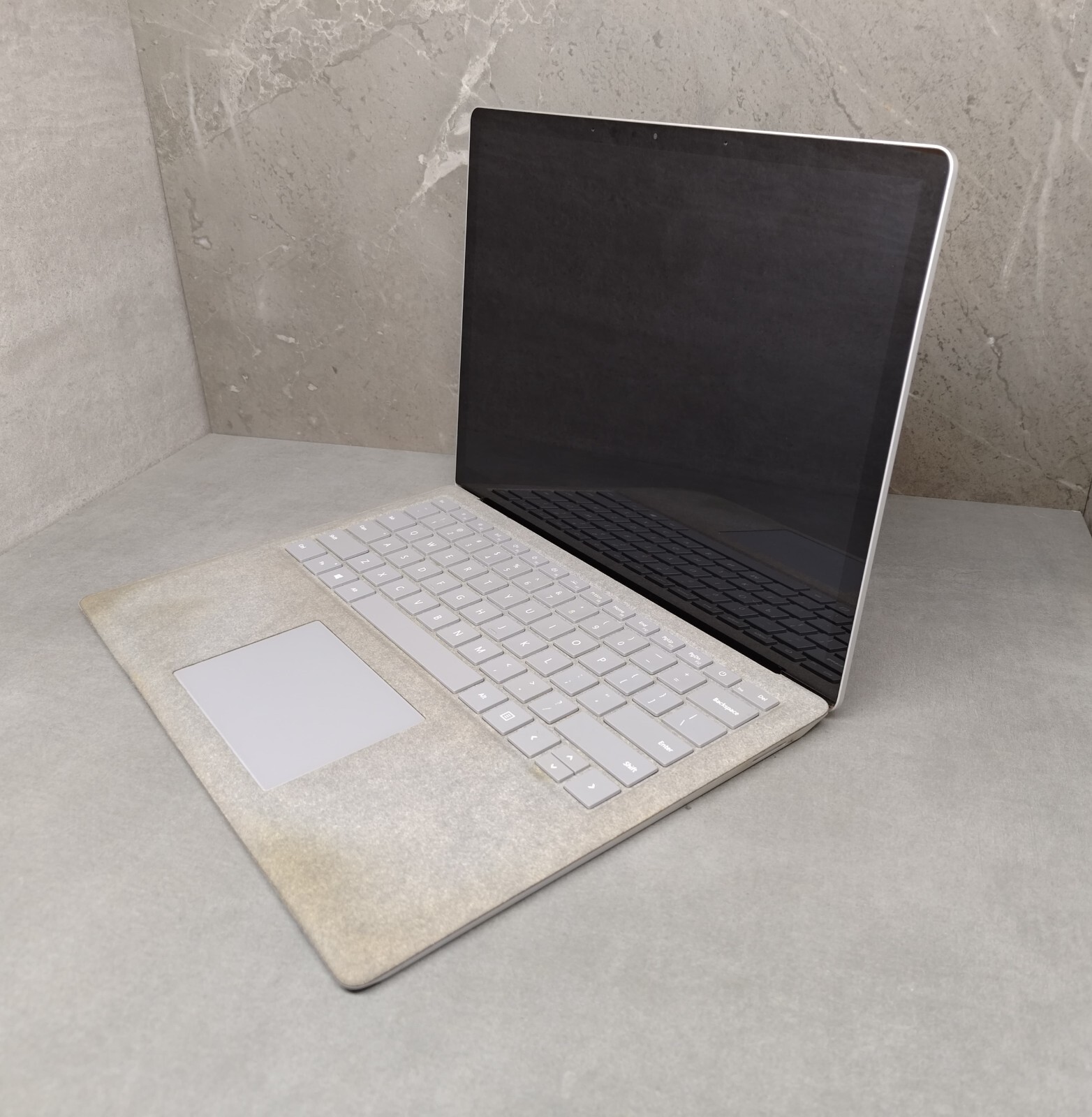 Microsoft Surface Laptop 1769 i5-7200U@2.5GHz 8GBRAM 128GBSSD 13.5″ Win11