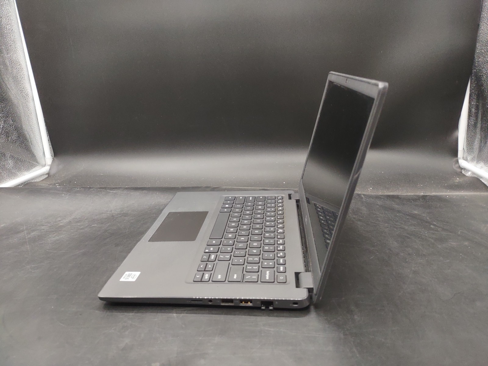 Dell Latitude 3410 i5 10210U @ 1.60GHz 8GB RAM NO SSD NO OS