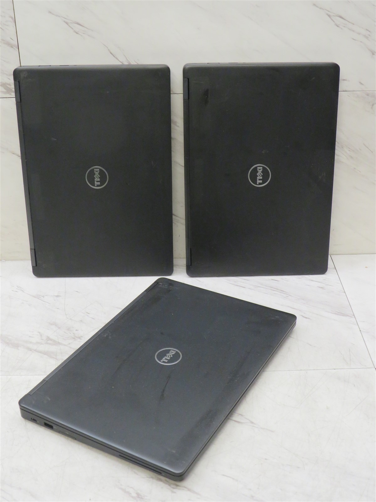Lot of 3 Dell Latitude 5480 Intel i5-6300U @2.40GHz 8GB RAM 14″ Laptop w/ AC