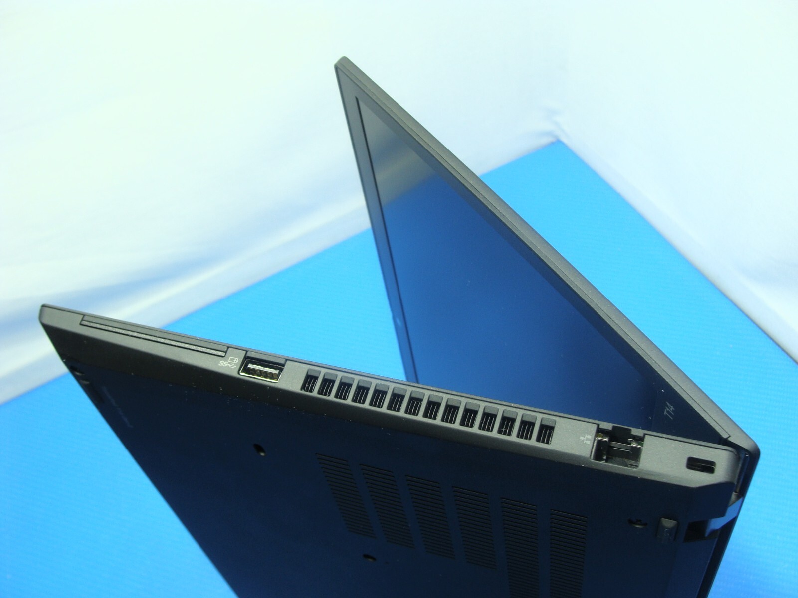 Lenovo ThinkPad T14 Gen 2i 14″ i5-1135G7 2.4GHz 8GB 256GB WRTY2027 PwR Battery