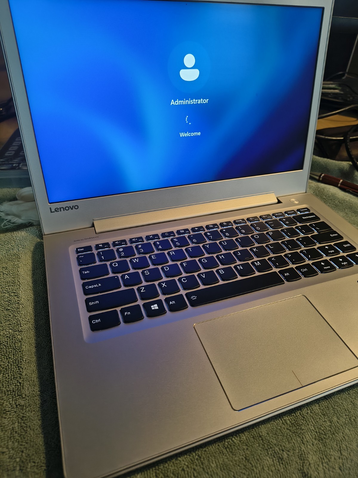 Lenovo IdeaPad 510S-15IKB Gaming Laptop Intel i7 7500u 16gb Ddr4 256SSD Win11Pro