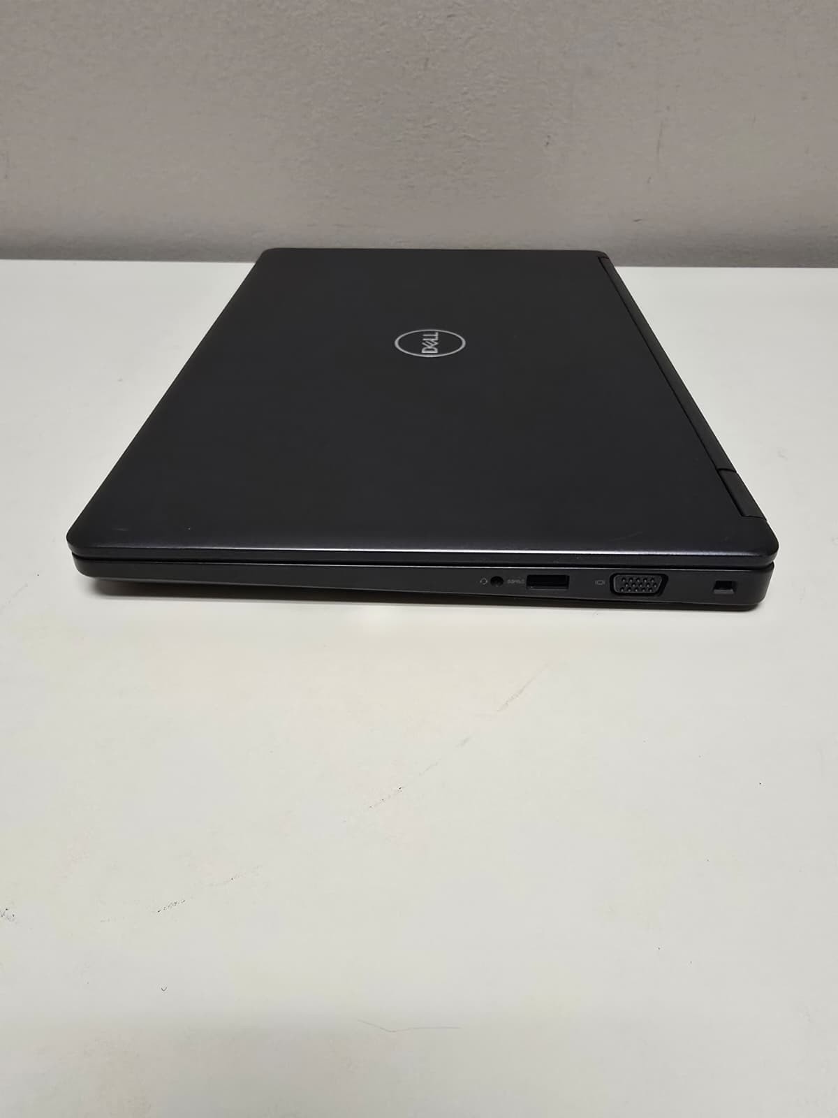 Dell Latitude 5491 | i7 8th Gen 16GB RAM 512GB SSD | FHD Backlit Win 11 Pro