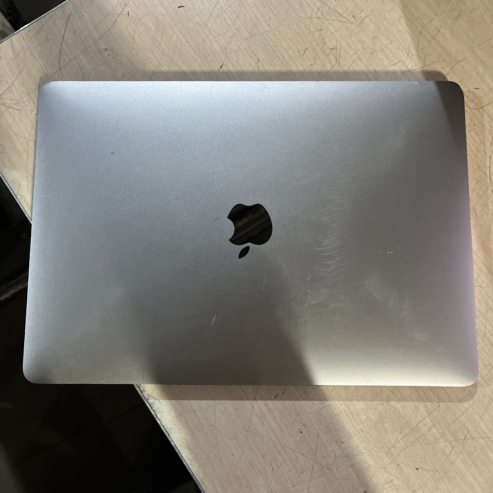 APPLE MACBOOK PRO 13″ MID-2017 CORE I5-7360U 2.3GHZ 8GB RAM NO HD