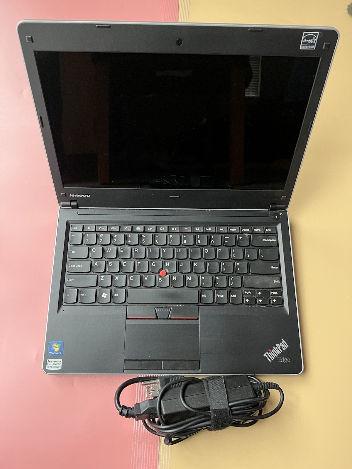 LENOVO THINKPAD EDGE 13 AMD DUAL-CORE 3GB RAM 320GB HDD WEBCAM