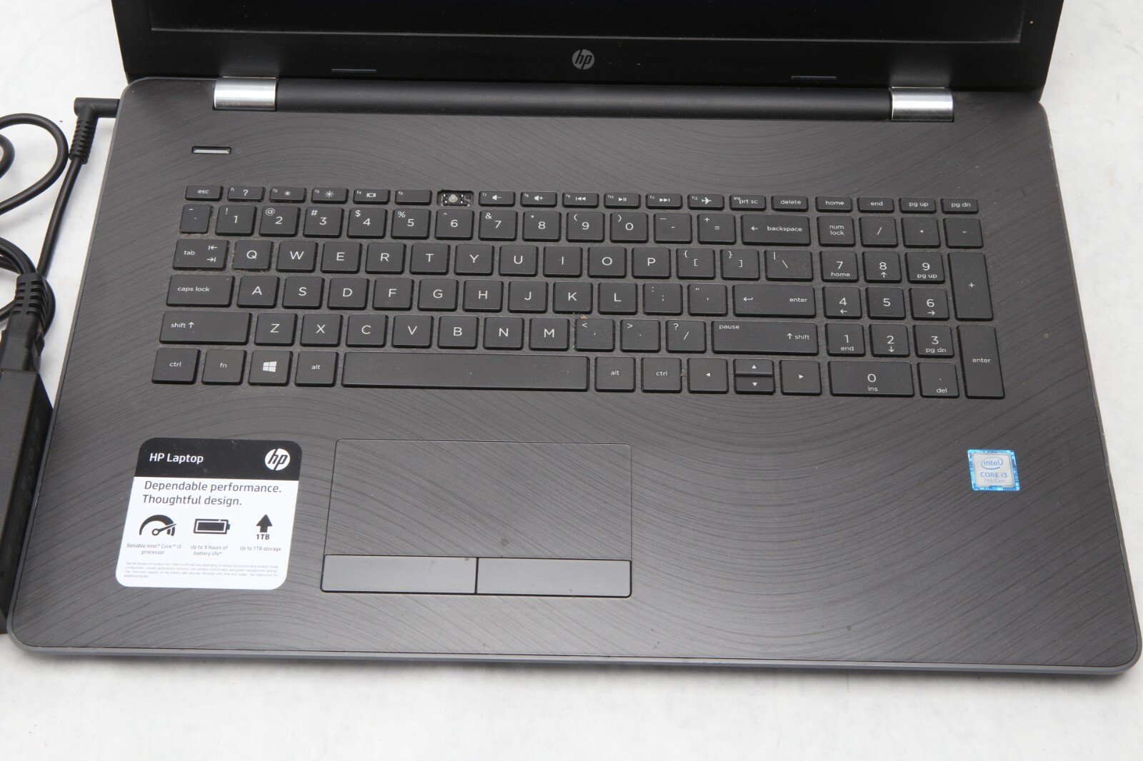 HP 15-bs051od 15.6″ / Intel Core i3-7100U @ 2.40GHz 6GB RAM 240gb SSD WIN 10 E42
