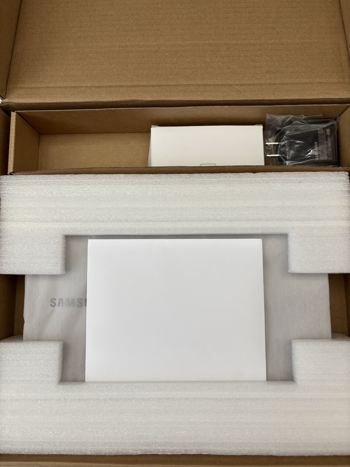 Samsung Chromebook 4 XE310XBA 11.6” Intel N4000 6GB RAM 64GB eMMC ChromeOS w/Box