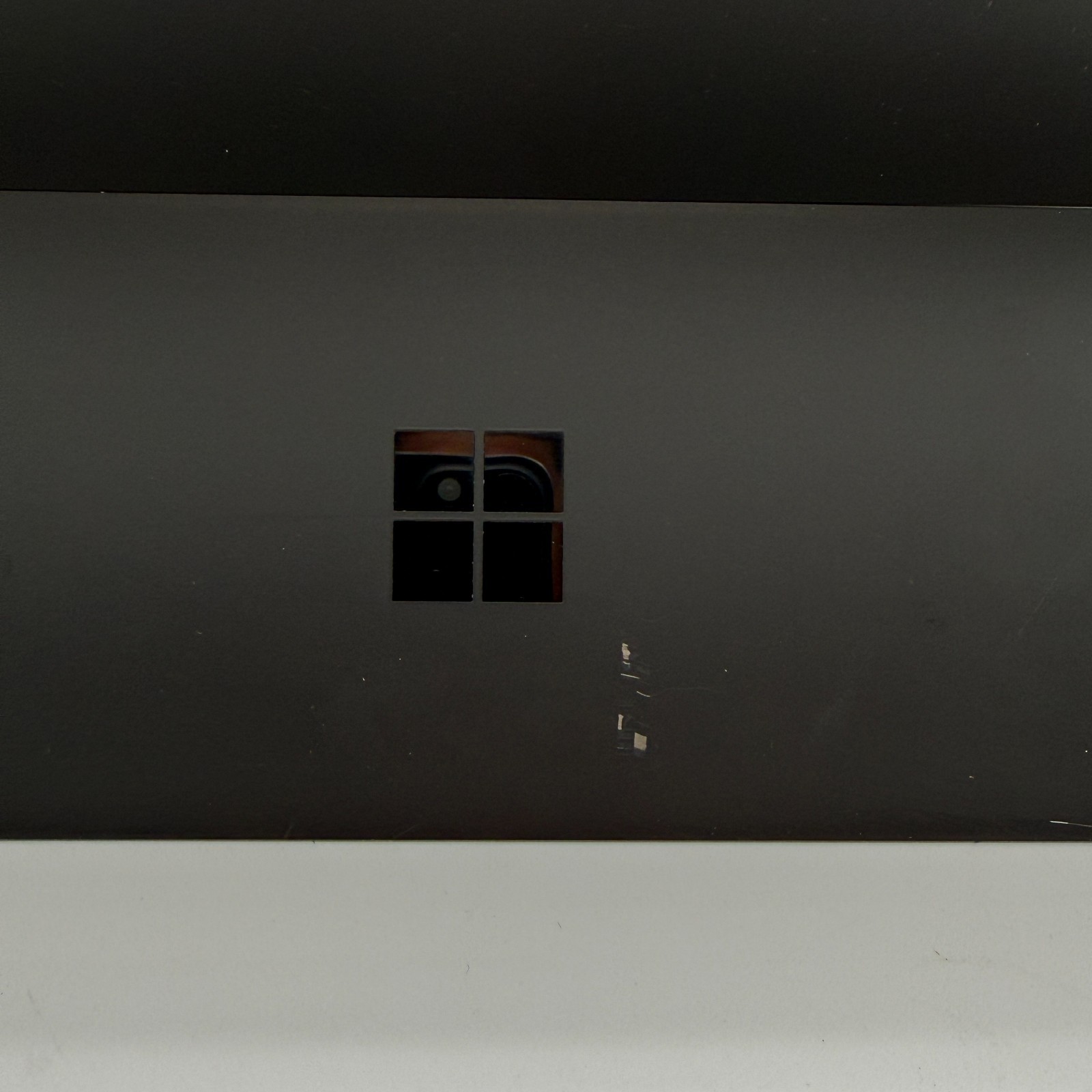 Microsoft Surface Pro 7 plus + 1960 i7-1165G7 16GB RAM 512GB SSD 12.3″ Win11 Pro