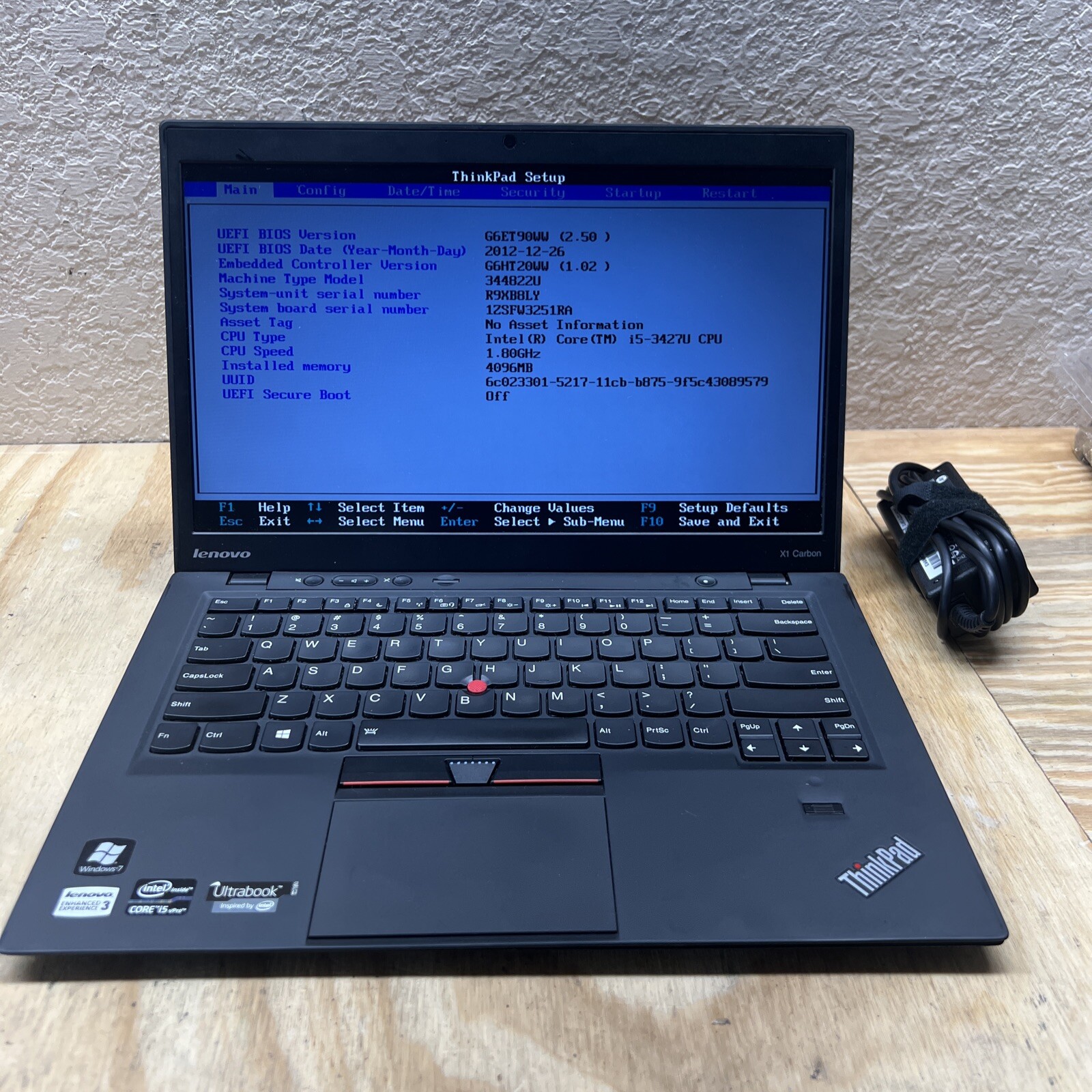 14″ Lenovo Thinkpad X1 Carbon Laptop | i5-3427U @ 1.8GHZ 4GB RAM 256GB SSD Win11