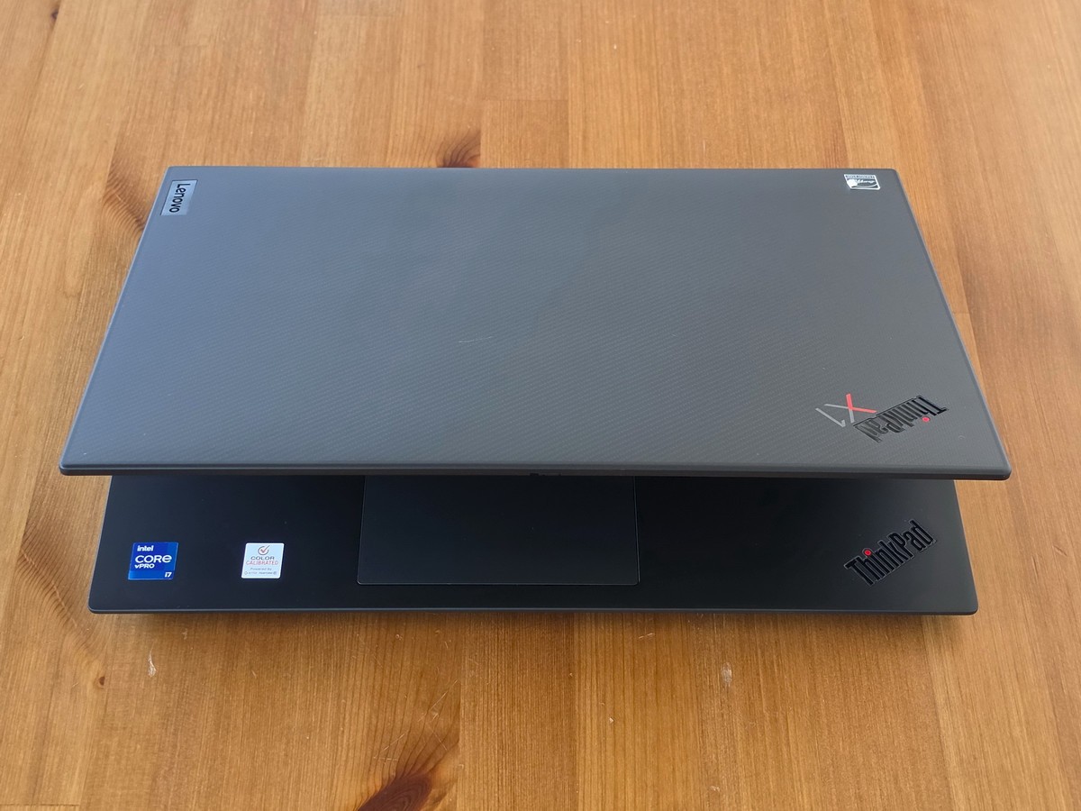 Lenovo ThinkPad X1 Extreme Gen 4 i7-11850H 16″ 4K 3840×2400 16GB NVIDIA RTX 3050
